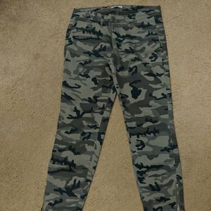 Camo pants